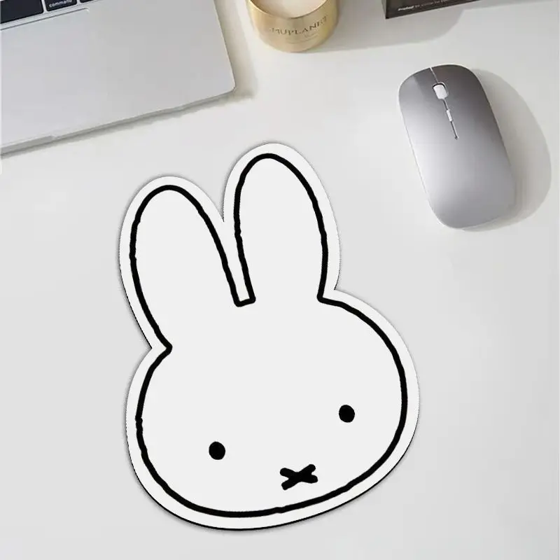 Desk Setup Kawaii - Tapis de souris en forme de