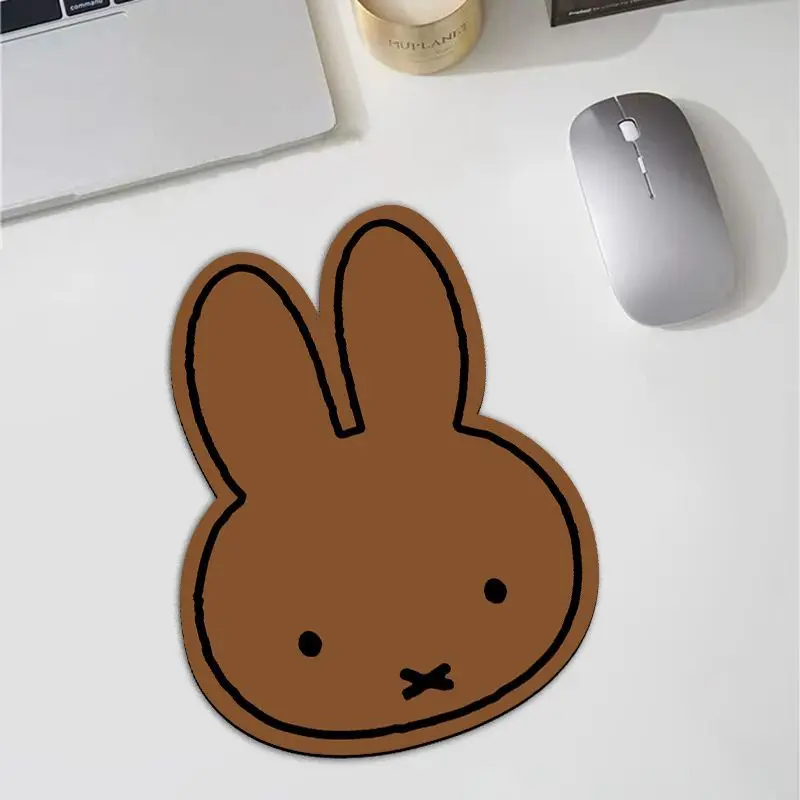 Tapis de souris en forme de la - Desk Setup Kawaii avis et prix